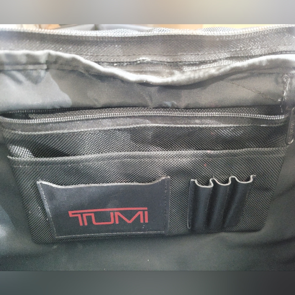 TUMI ALPHA BALLISTIC BAG EXPANDABLE ORGANIZER LAPTOP BRIEF MESSENGER WITH STRAP - Picture 6 of 16